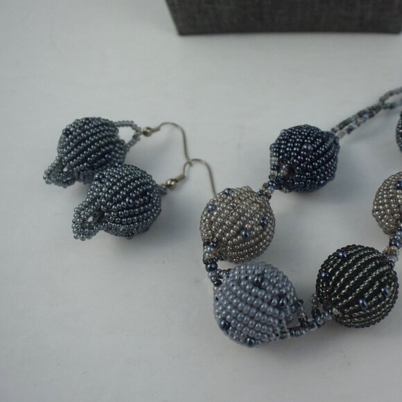 African Hand Crafted Beaded Necklace Bracelet & Earrings Set GORGEOUS WORK! - Picture 5 of 10